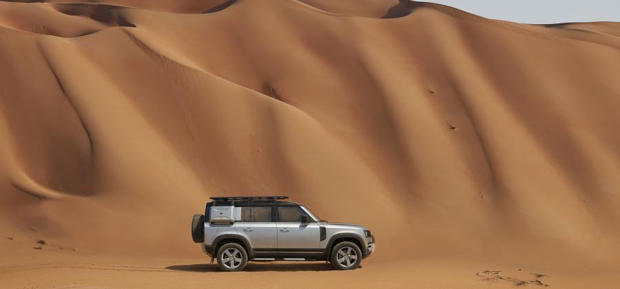  Land Rover Defender 110 Explorer Pack First Edition 2020 года  (WW) (фото 33 из 57)